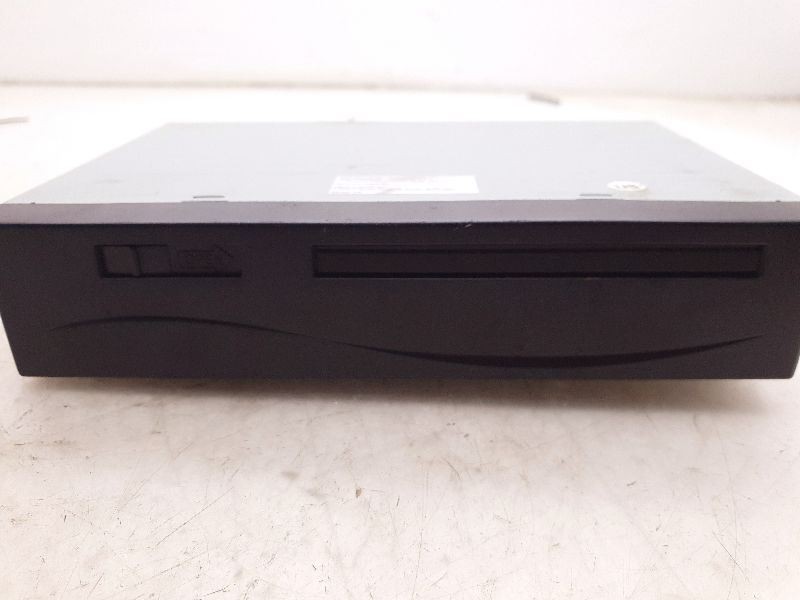 02-05 LEXUS IS300 NAVIGATION DVD PLAYER