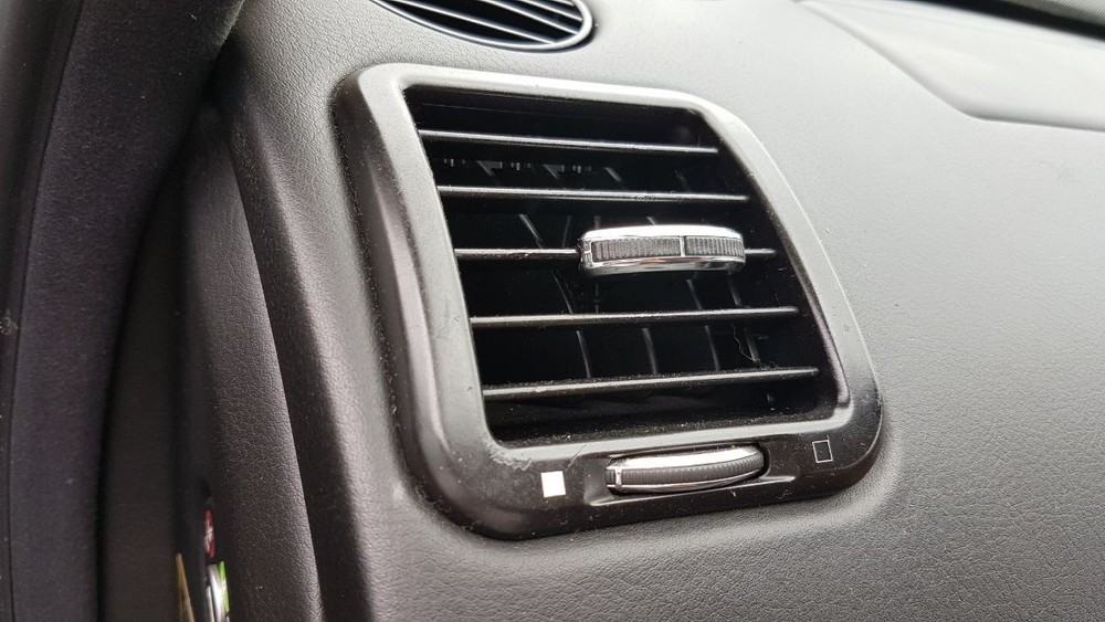 MASERATI QUATTROPORTE AB4 2004-2006 DASH VENT LEFT SIDE OUTER