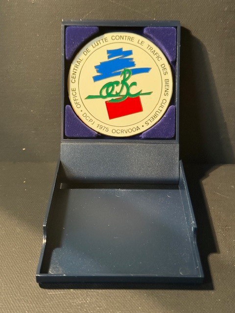 FRANCE-CENTRAL OFFICE FOR COMBATING HUMAN TRAFFICKING medallion
