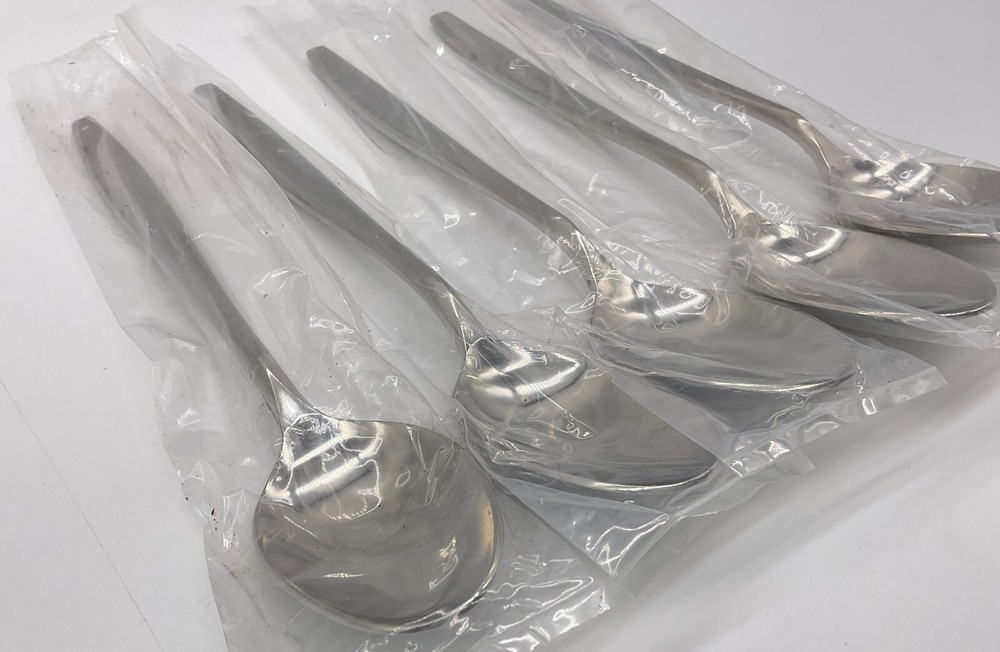 DeVille 18-8 Stainless Japan Caesar Pattern 28 Pieces Flatware Incomplete Set