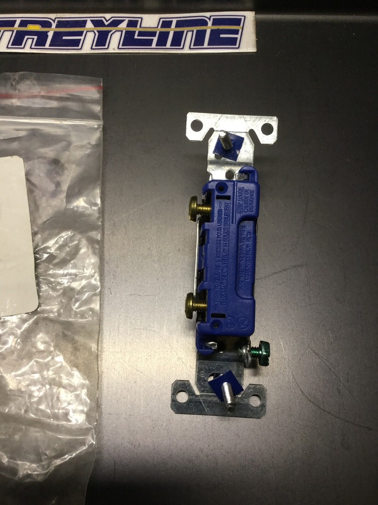 NEW, COOPER, 620-604, TOGGLE SWITCH, 1301-7B. (21C-4)