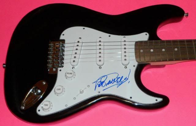 PAT TRAVERS  AUTOGRAPHED SIGNED ELECTRIC GUITAR *EXACT PROOF*