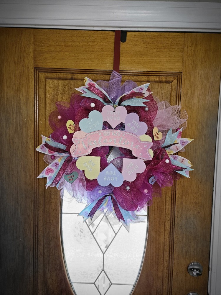 Valentine’s Day Deco Mesh Wreath