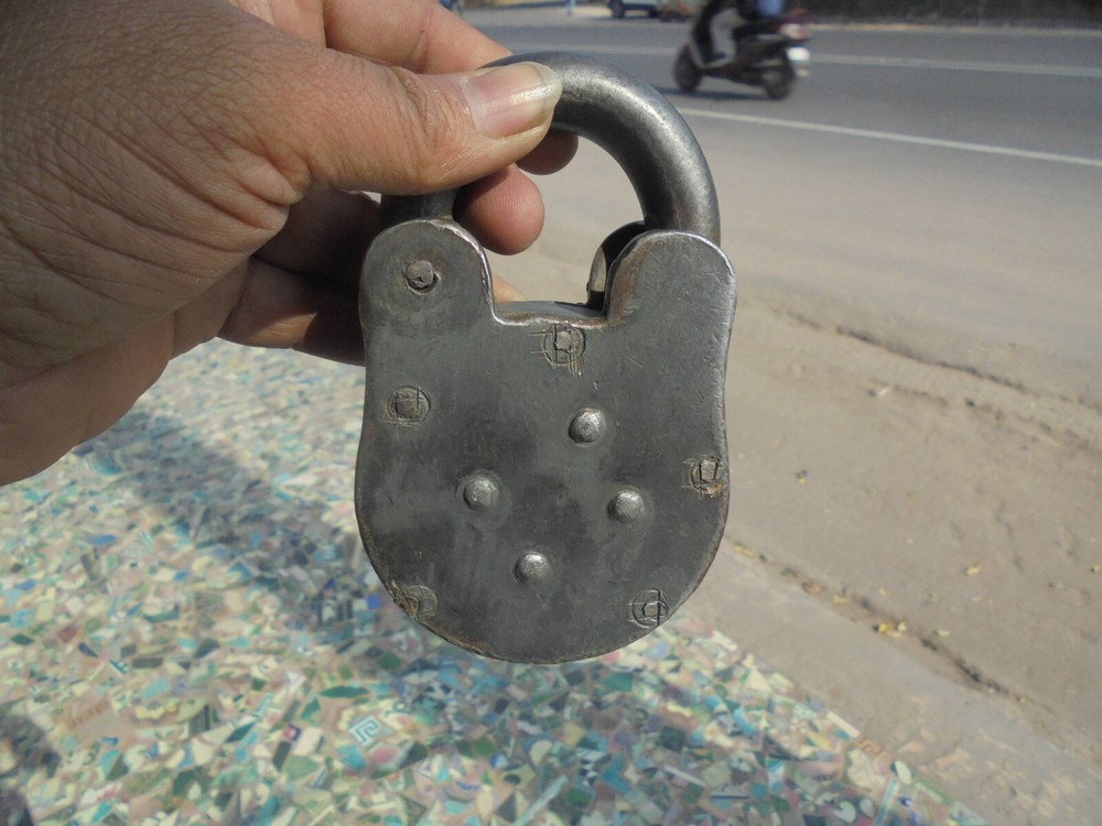 Vintage Iron Handcrafted Solid Heavy Fine Padlock