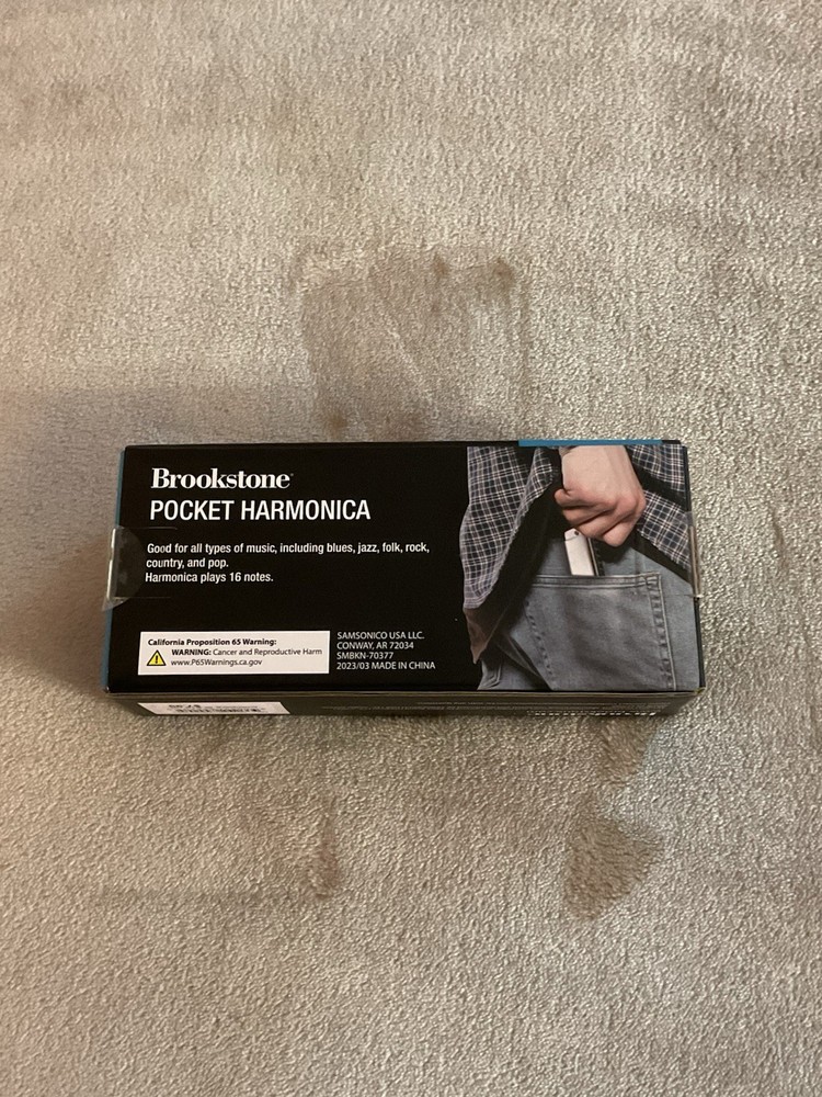 Brookstone Pocket Harmonica 16 Notes ~ Musical Instrument