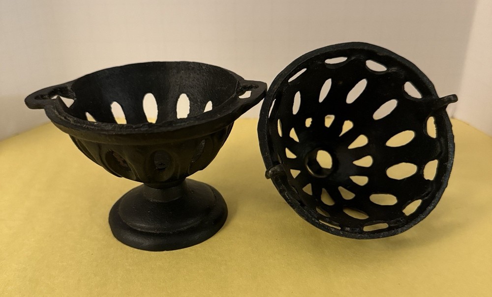 Wrought iron Yard/string Dispenser