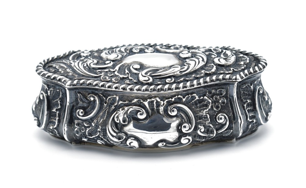 Antique Victorian Solid Silver Trinket Box 1899 William Neale