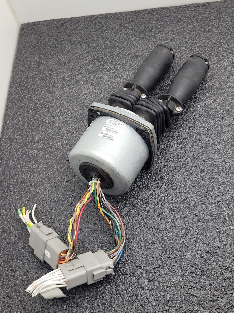 OEM Dual Stick MS8 Single Axis Hall Effect Joystick Controller HCMS8M17121