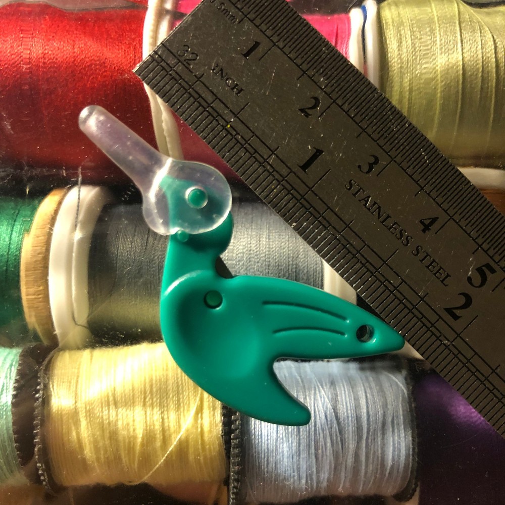 Cute Little Hummingbird Needle Threader