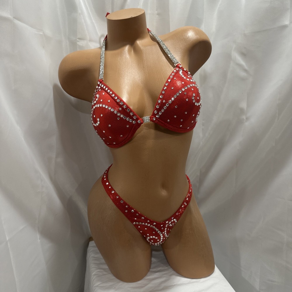 Figure  suit  Ref 34D CUP SIZE Small Bottom