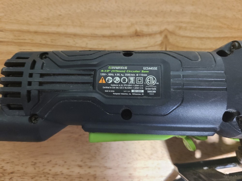 Genesis 4-1/2" Compact Circular Saw. GCS445SE.