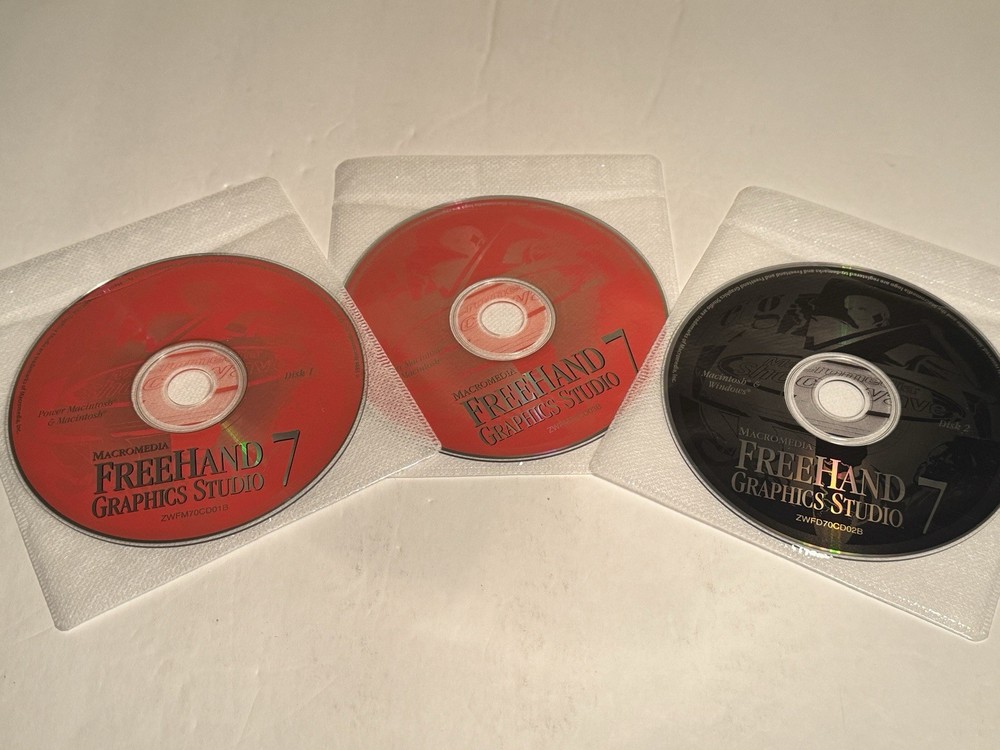 Macromedia FREEHAND 7 Graphics Studio software 3 CD Discs only