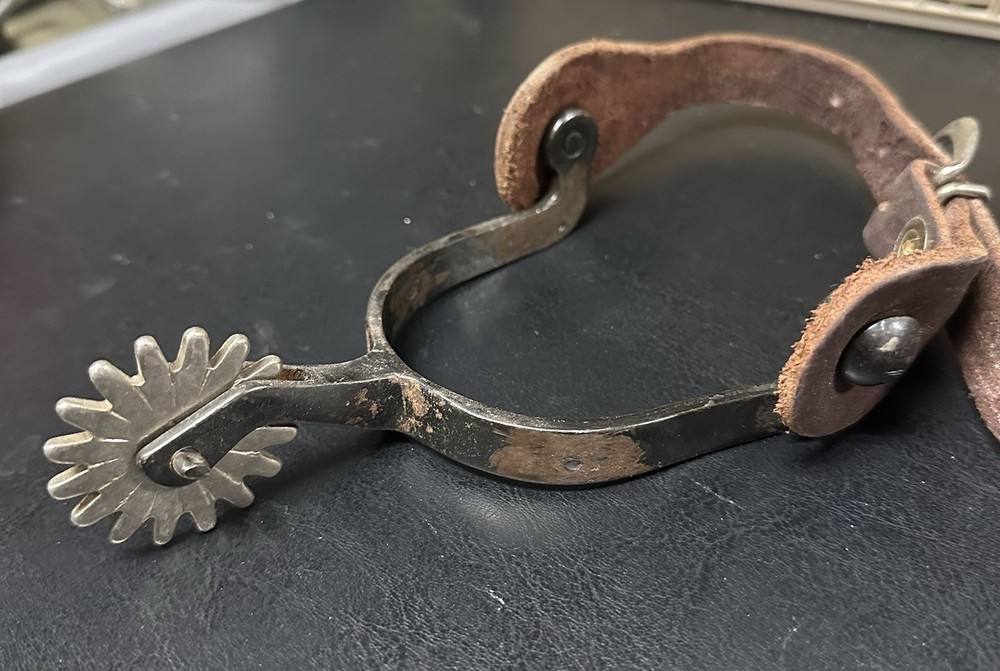 Western Spurs With Good Leathers