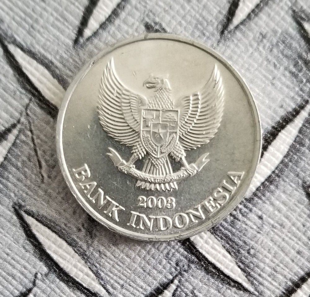 200 rupiah Indonesia 2003 coin