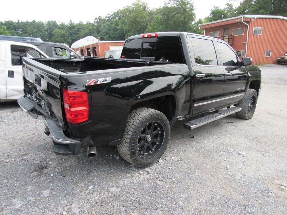 SILVRDO15 2015 Glove Box 1067972