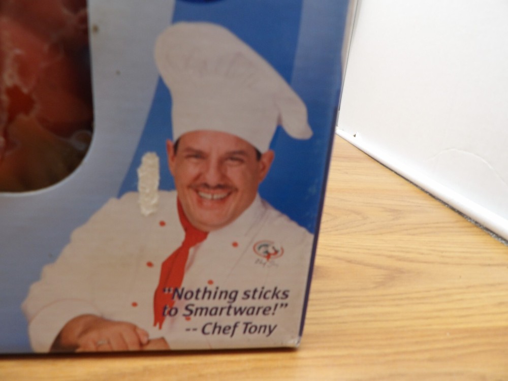 Smartware 16-Piece Basic Silicone Bakeware Set AS Seen TV- NEW IN BOX!!!!