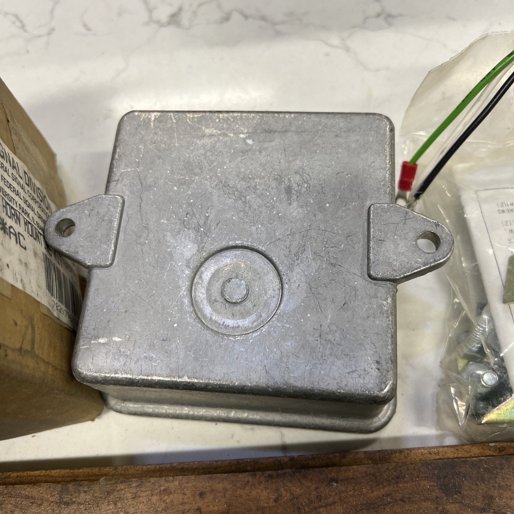 Federal Signal 400HMKAC Mounting Kit - Horn - H2s Detection System