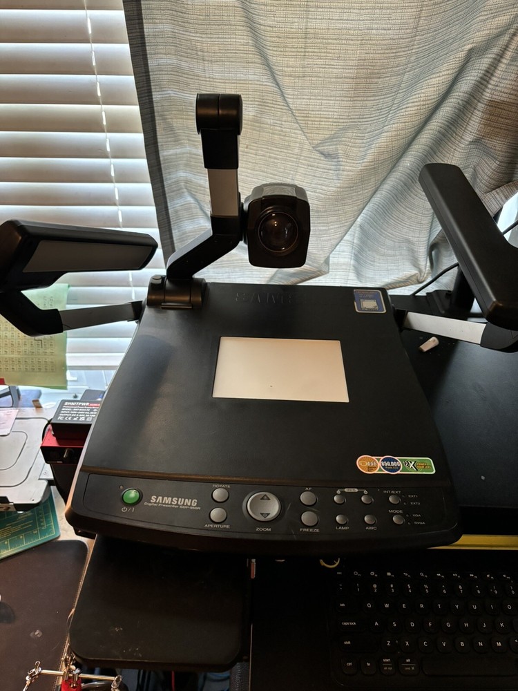 Samsung SDP-950R Digital Presenter Overhead Projector Document Camera Working