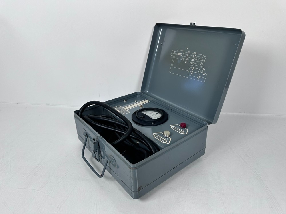 FREQUENCY METER MODEL M7-110