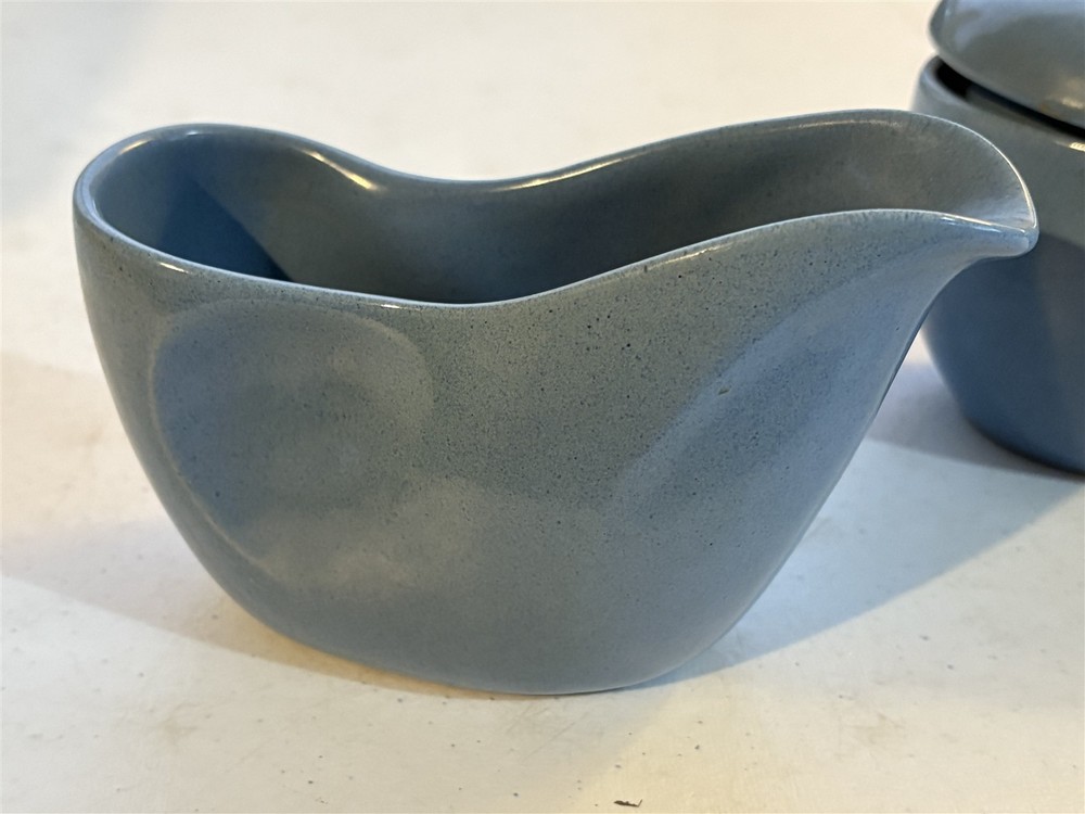 Frankoma Lazy Bones creamer & sugar set, darker blue