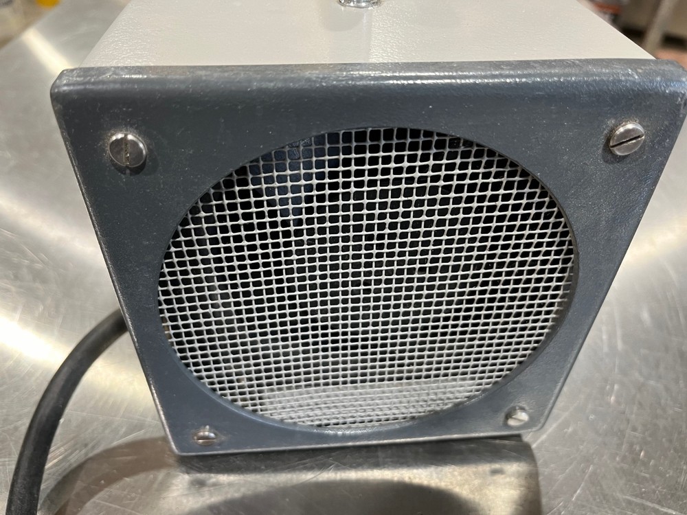 Zeiss LFS 200 fiberoptic light source