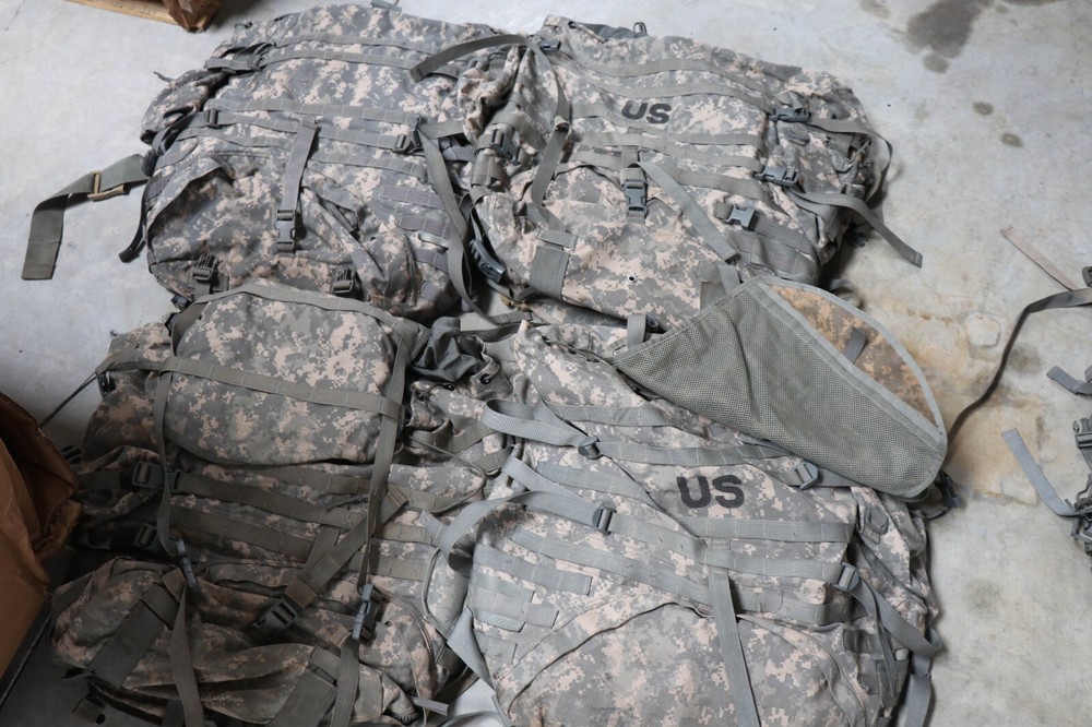 Complete ACU Large Rucksack Frame Sustainment Pouch Backpack Main Pack UCP