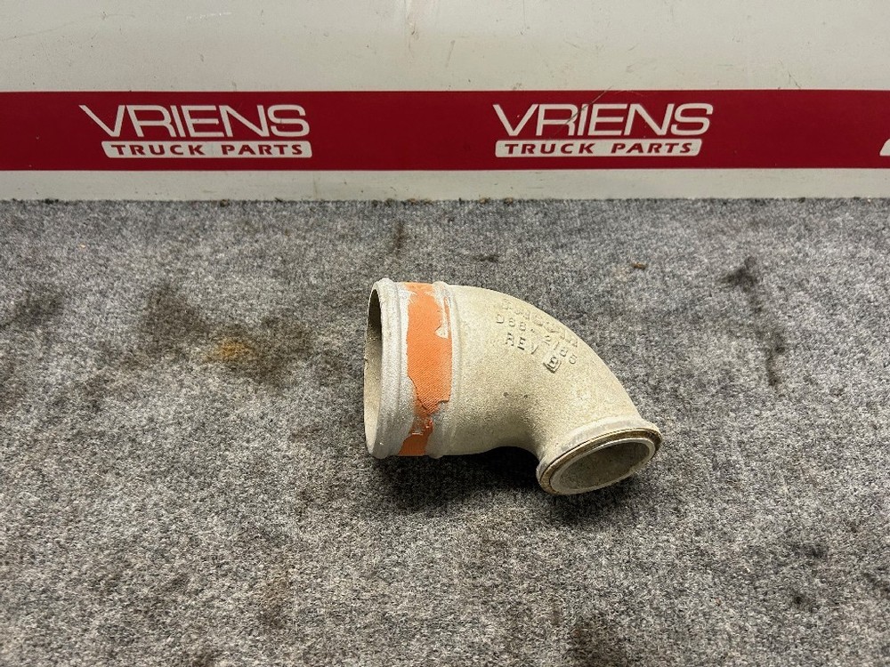 PETERBILT D66-2185 PIPE-CAC 90DEG 4\" CASTED