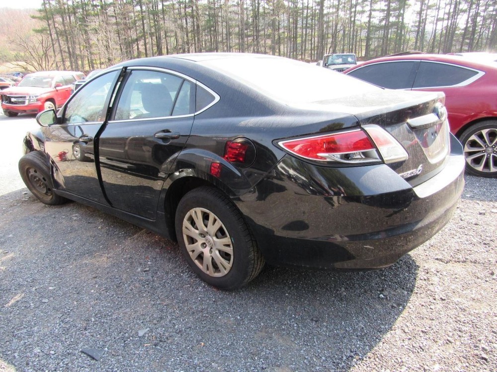 6 2013 Glove Box 1036858