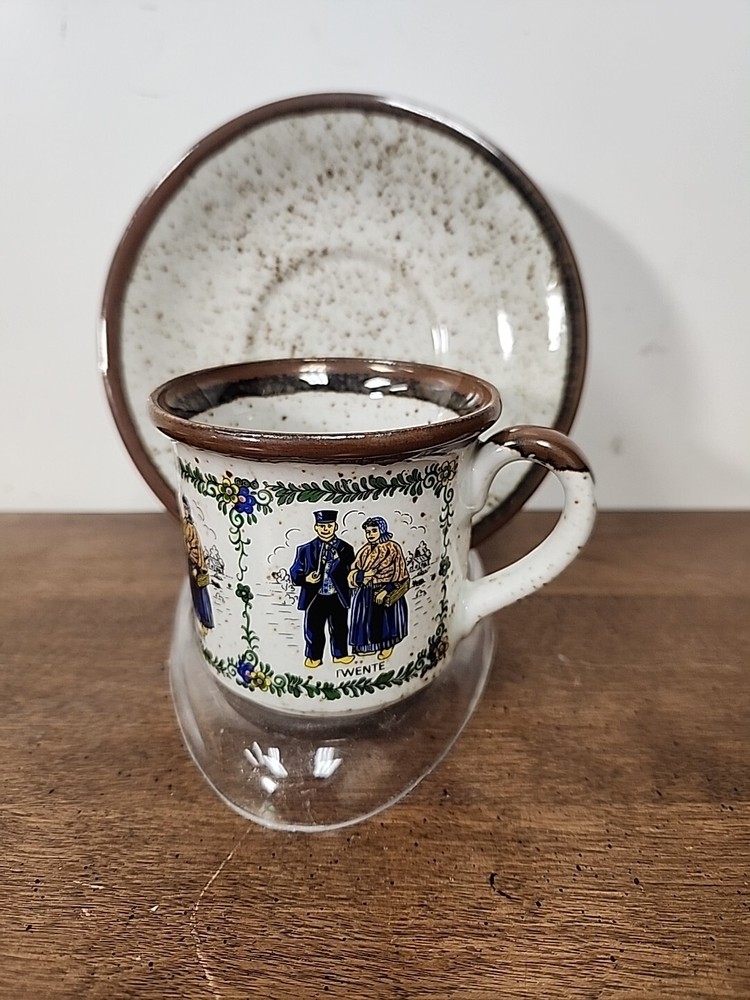 VOLENDAM SPECKLED MUG & SAUCER - NETHERLANDS