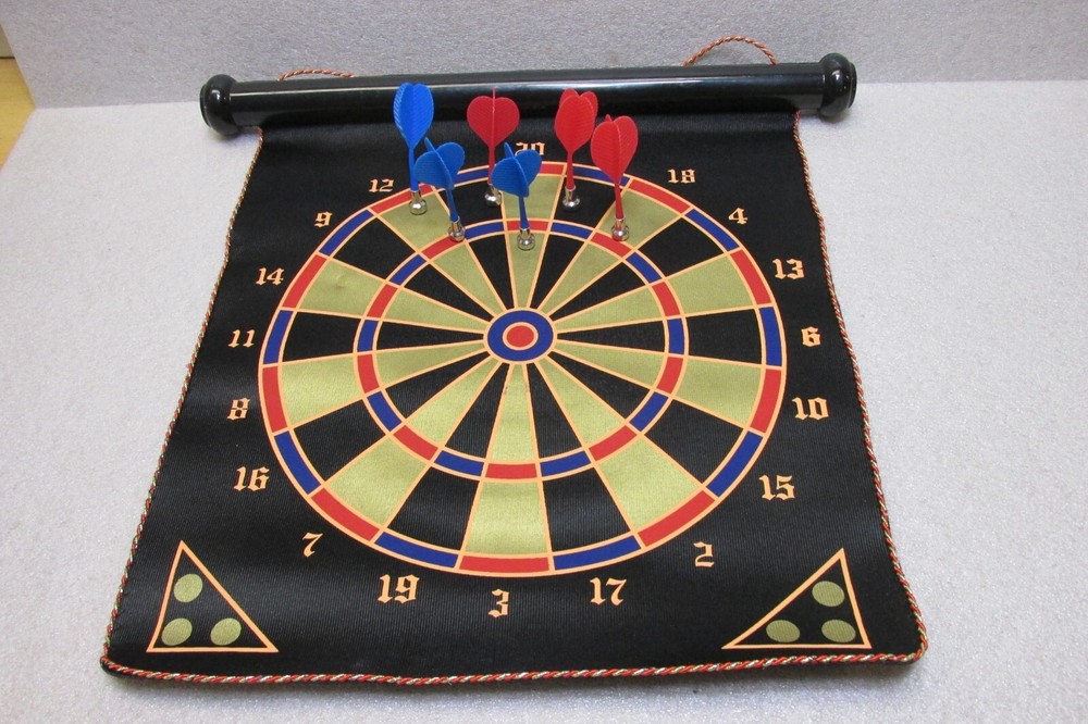 DOUBLE SIDED MAGNET DART BOARD w/ DARTS FROM GO!
