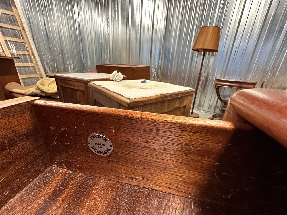 Mid Century Modern Sideboard Credenza