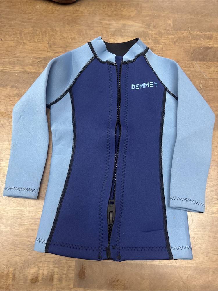 Child’s  Wet Suit Top Size Medium Blue (B-1)