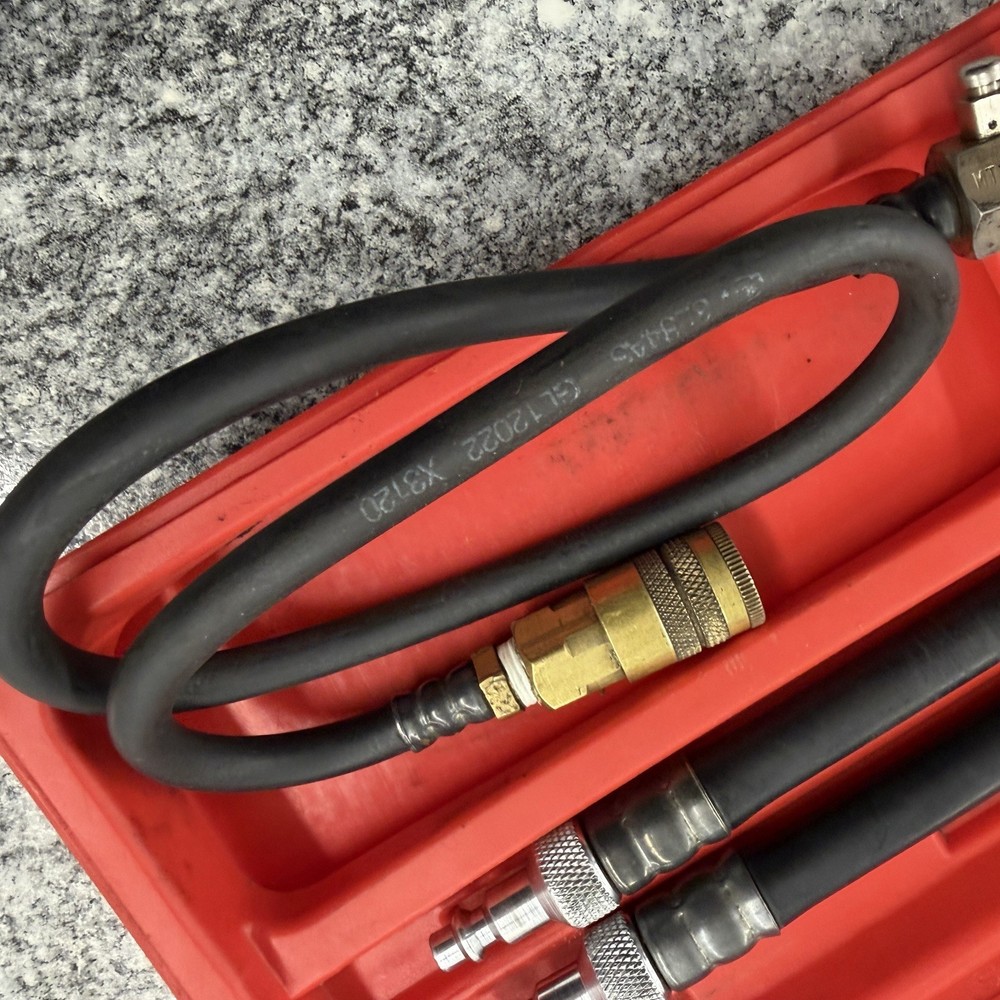 Snap-on MT307KB Compression Tester Kit