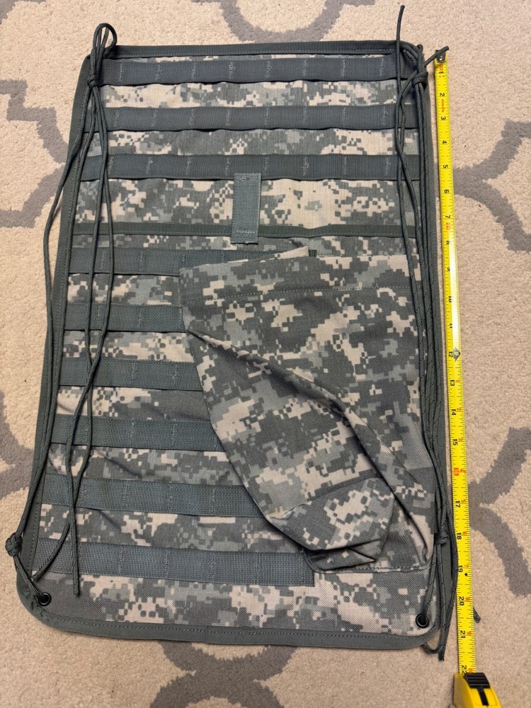 U.S. G.I. MOLLE II Vehicle Panel