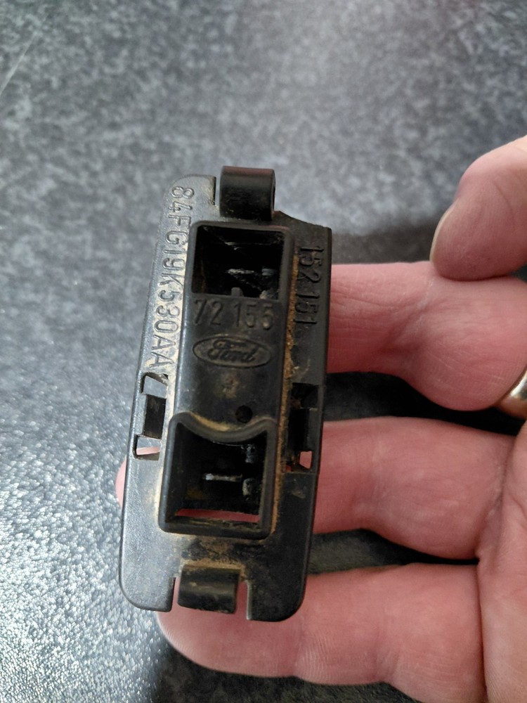 ford sierra mk2 rear number plate light casing