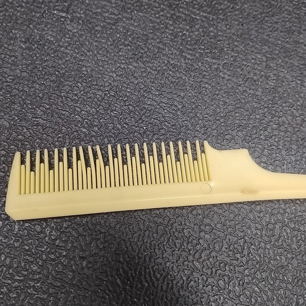 Vintage 8" Plastic Professional Style Teasing Comb Pick