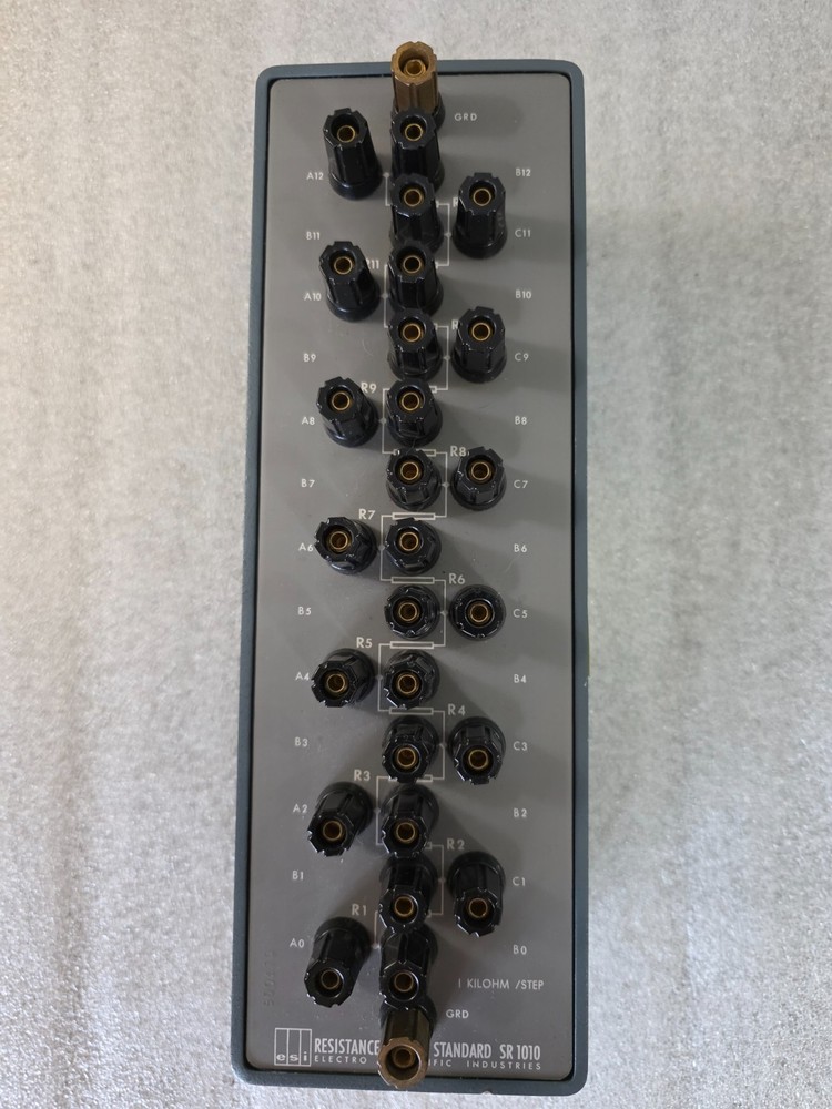 ESI SR1010 Resistance Transfer Standard 1 Kilohms/Step