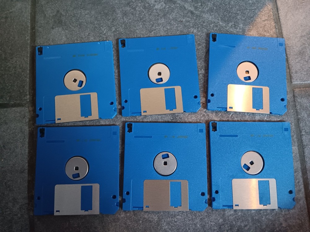 6 Disks Amiga Workbench Version 3.1 UNTESTED Sold As Is