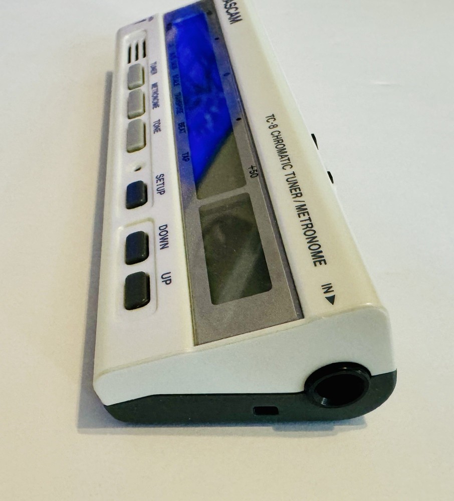 TASCAM TC-8 Chromatic Tuner/Metronome (White)