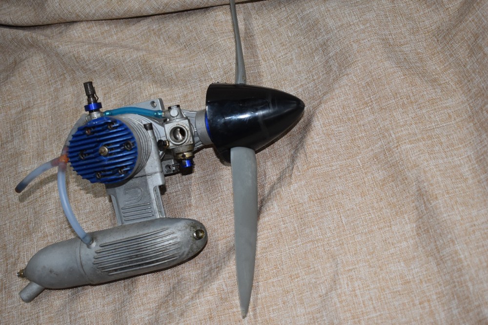 Evolution .61 61 Two Stroke RC Remote Control Airplane Nitro Airplane Engine