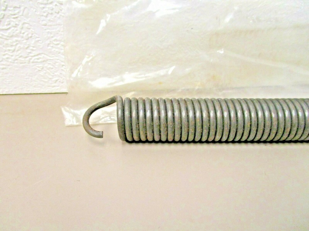 JOHN DEERE T82783 EXTENSION RETURN SPRING