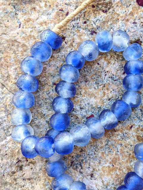 Blue Cloud Glass Beads [76463]