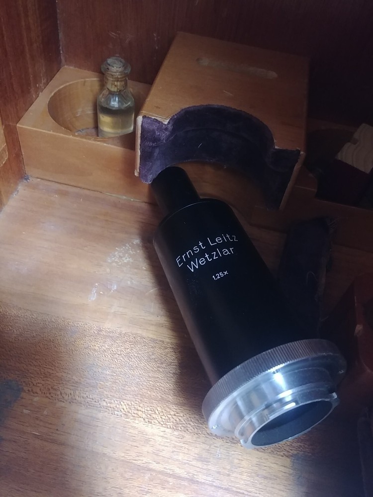 Vintage LEITZ WETZLAR Microscope Bincular GERMANY