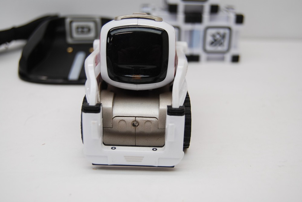 Anki Cozmo Robot Charger, 3 Cubes