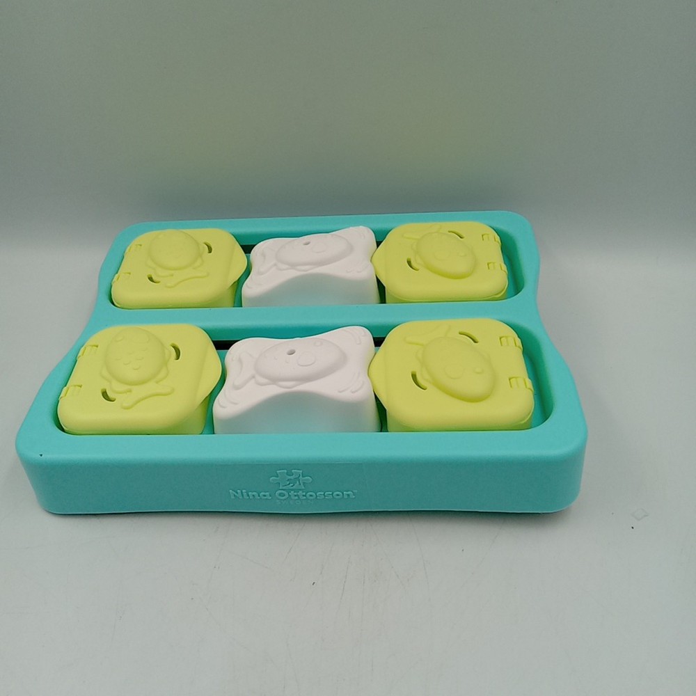 Kitty Cube Interactive Cat Treat Puzzle, Blue..... ....................127