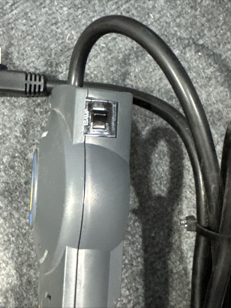Panamax MAX 8 DBS+3 Surge Protector Power Conditioner (Model: M8DBS3) Strip
