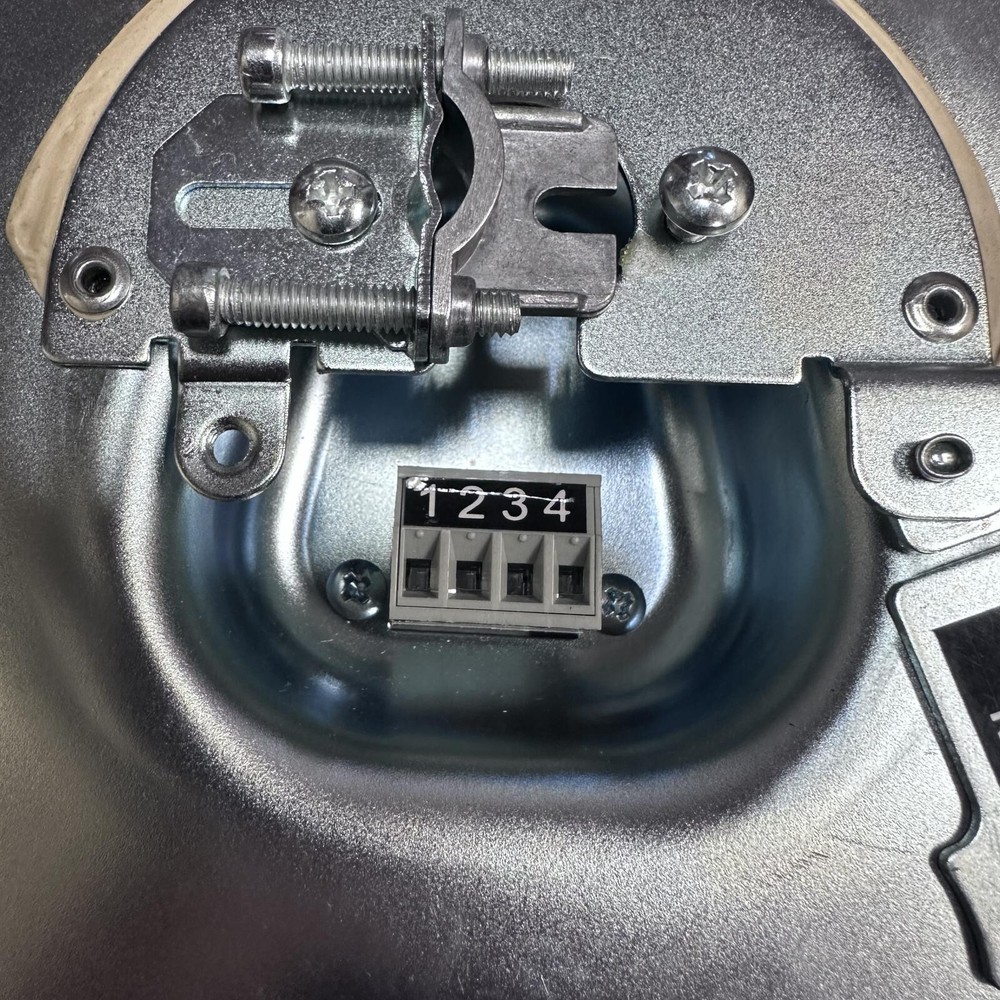 (Pair) JBL Professional Control 26CT Ceiling Loudspeakers *Please READ*