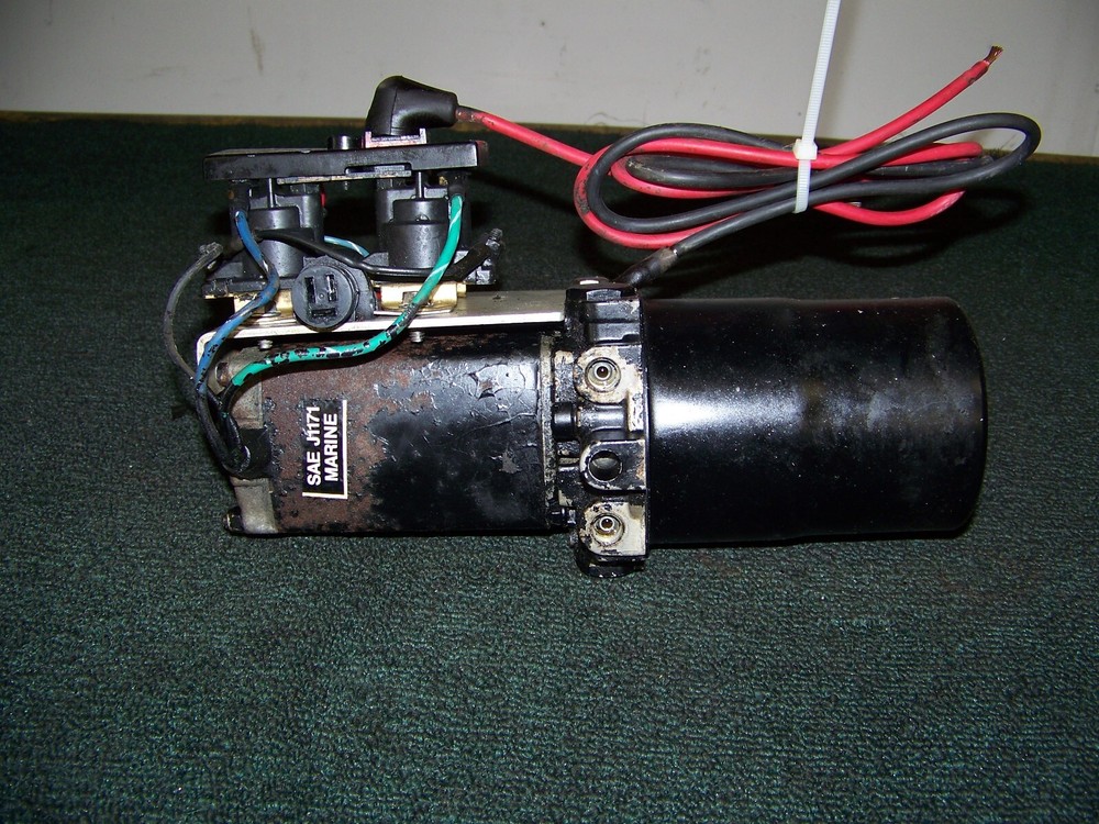 MERCRUISER ALPHA TRIM PUMP CAN STYLE