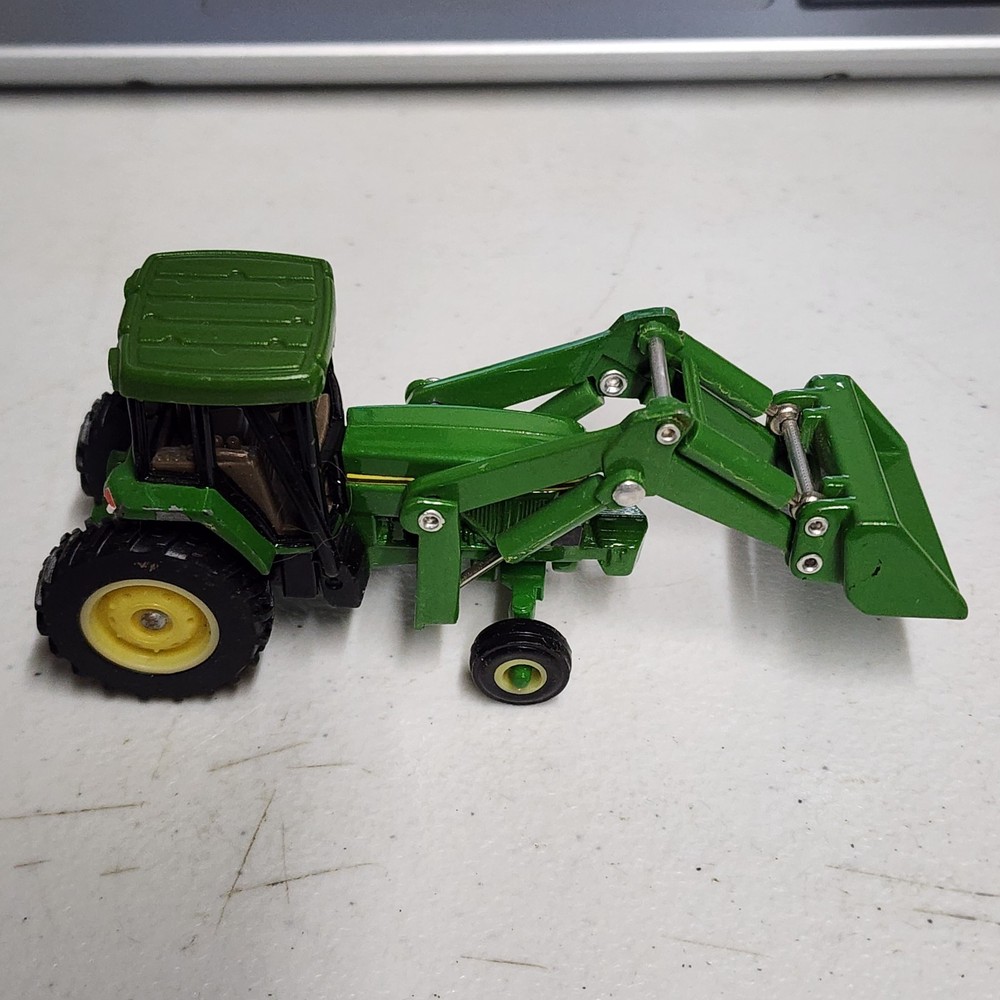 Ertl 1:64 John Deere Tractor With Loader