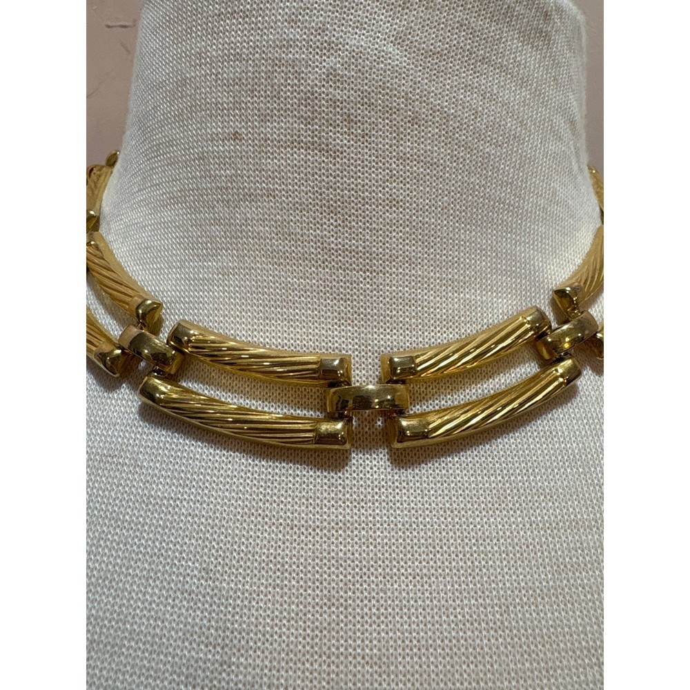 Vintage 80s Modernist Gold Tone Textured Rectangular Link Collar Choker Necklace